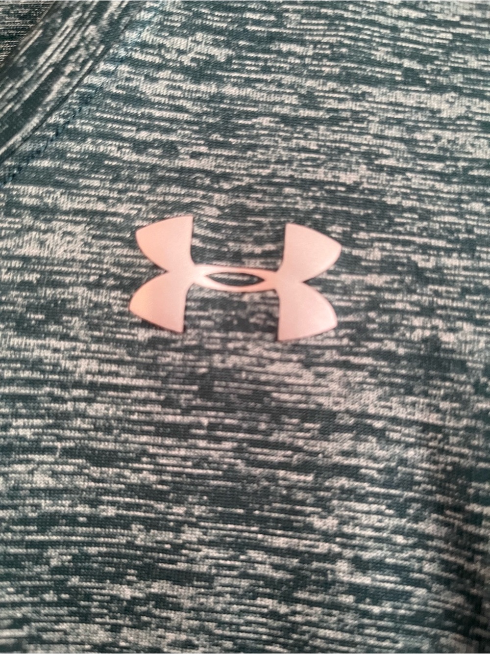 Under Armour Women's Green Heather V-Neck Performance Heat Gear Tee Medium - Picture 3 of 10